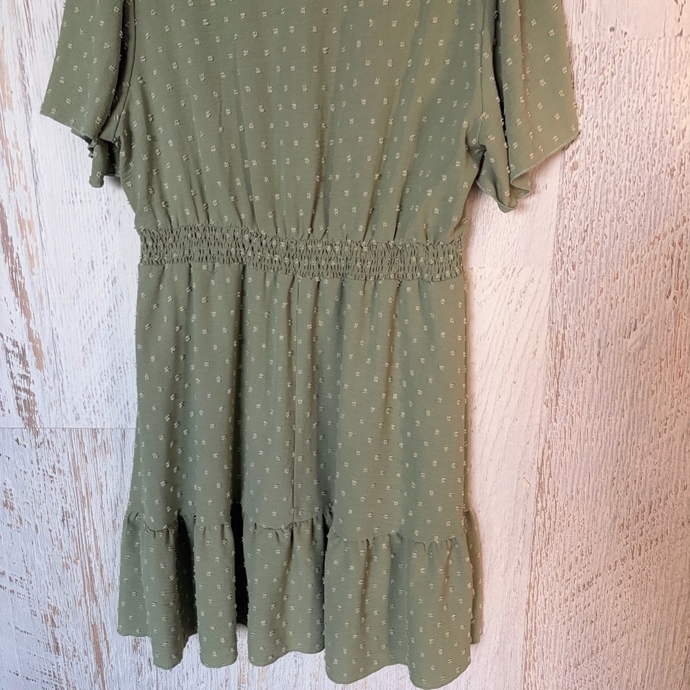 Green V-Neck Boutique Dress with Crochet Detail - Picture 4 of 4
